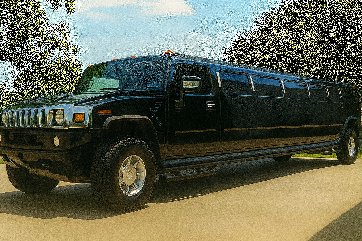 22 Passenger H2 Hummer SUV Stretch Limousine exterior